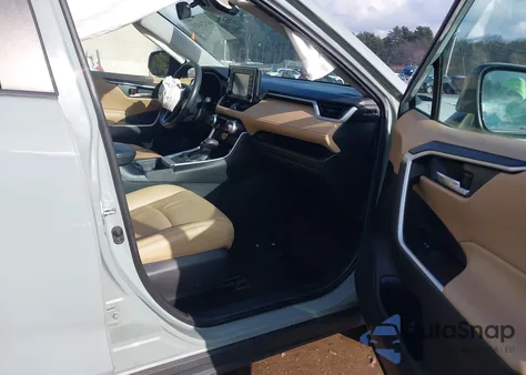 2020 Toyota Rav4 Hybrid Xle z USA, uszkodzony, nr VIN 2T3RWRFV7LW068213